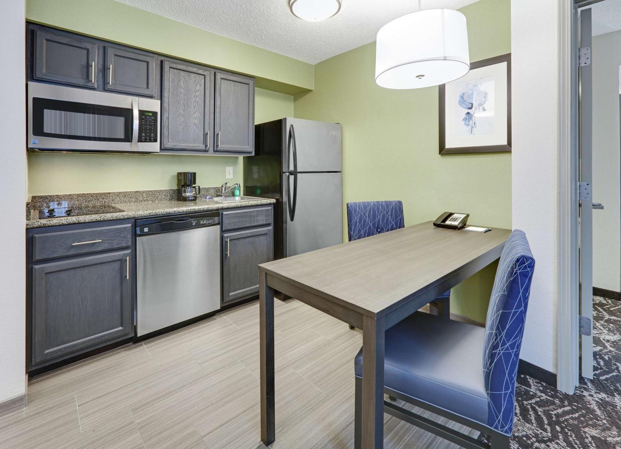 Homewood Suites By Hilton Saint Louis-Chesterfield Exterior photo